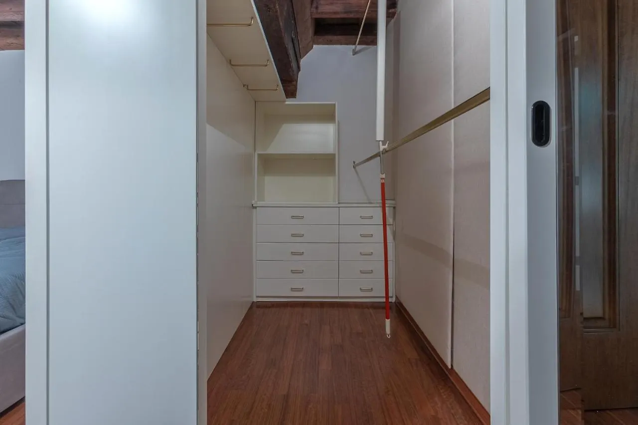 Exclusive Duplex Apartment In The City Center X9! Ferrara