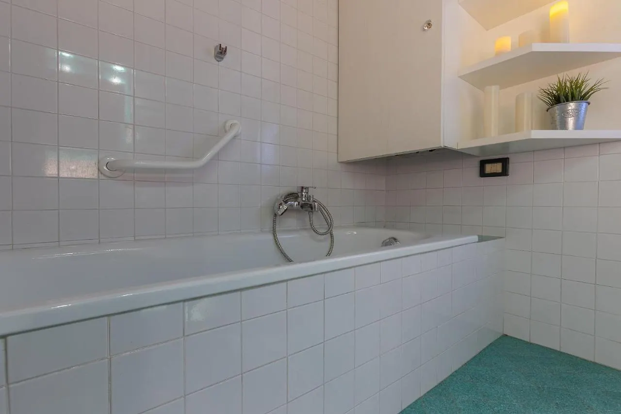 Exclusive Duplex Apartment In The City Center X9! Ferrara