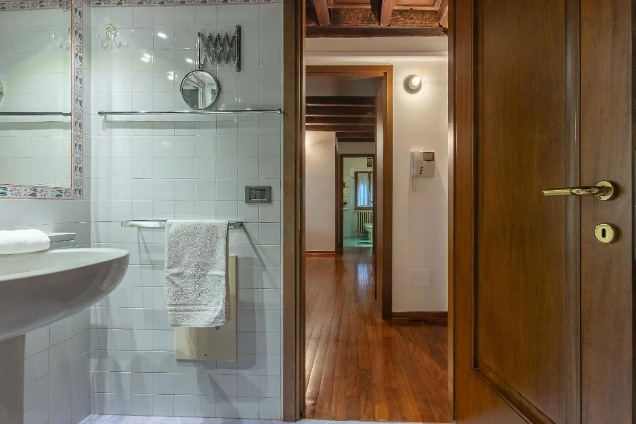 Exclusive Duplex Apartment In The City Center X9! Ferrara