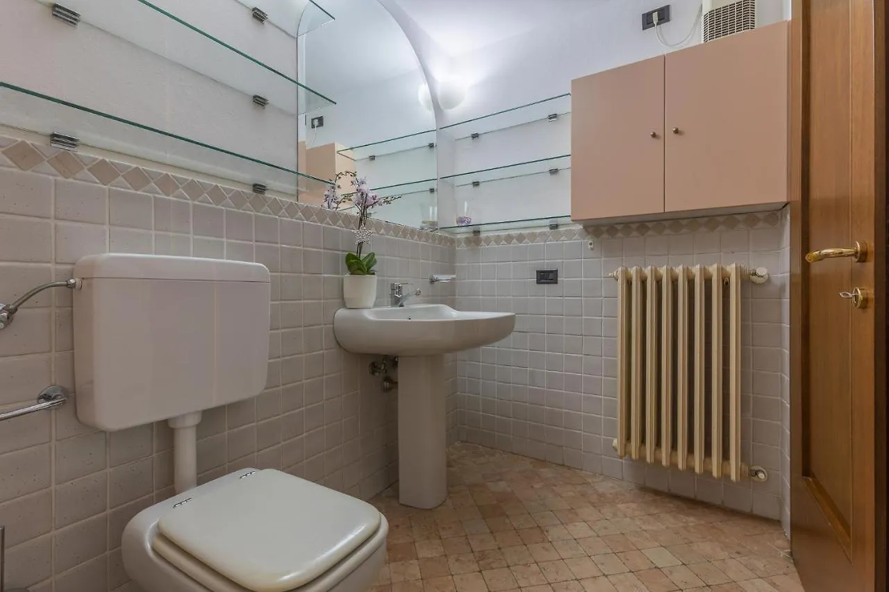 Exclusive Duplex Apartment In The City Center X9! Ferrara 0*,