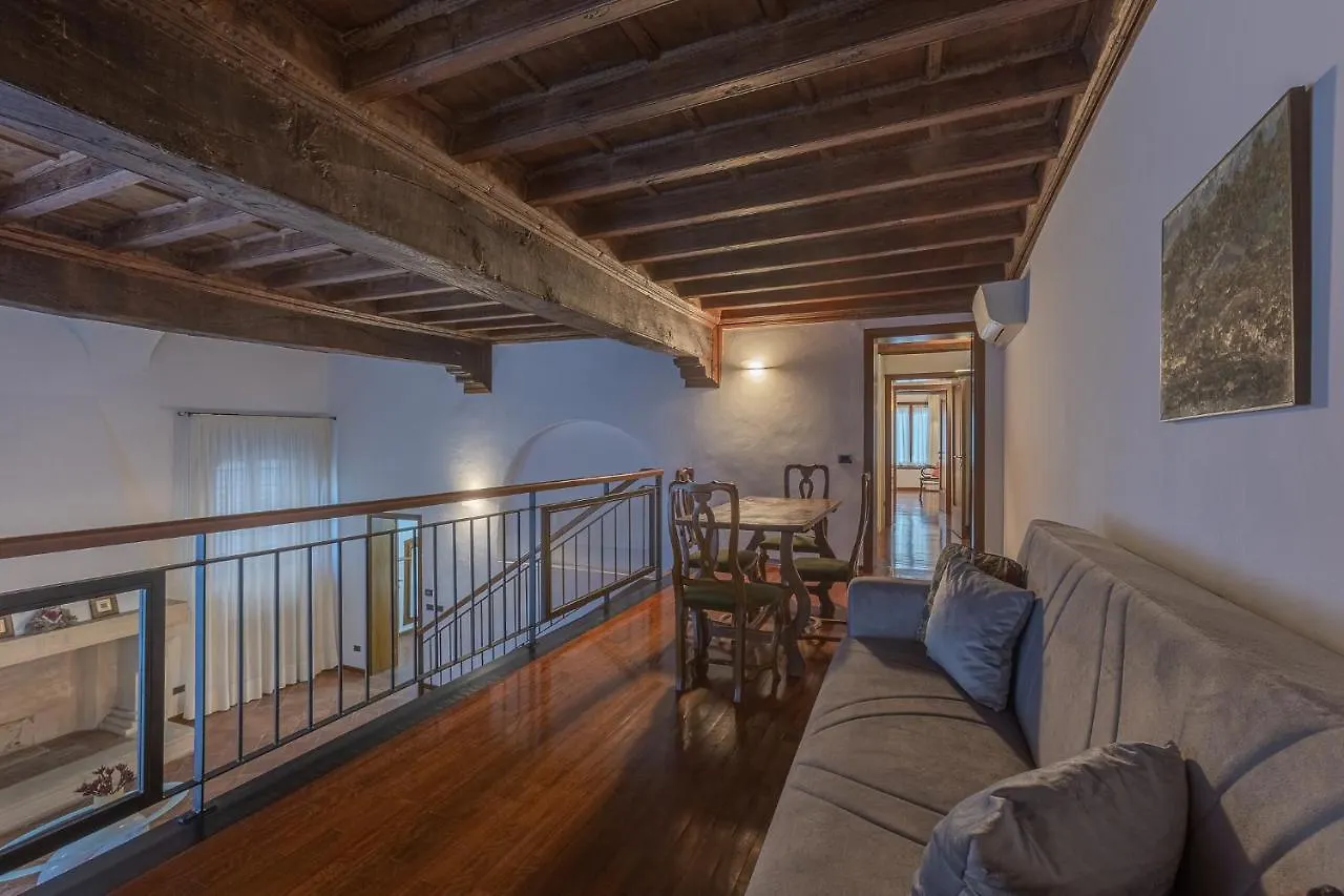Exclusive Duplex Apartment In The City Center X9! Ferrara