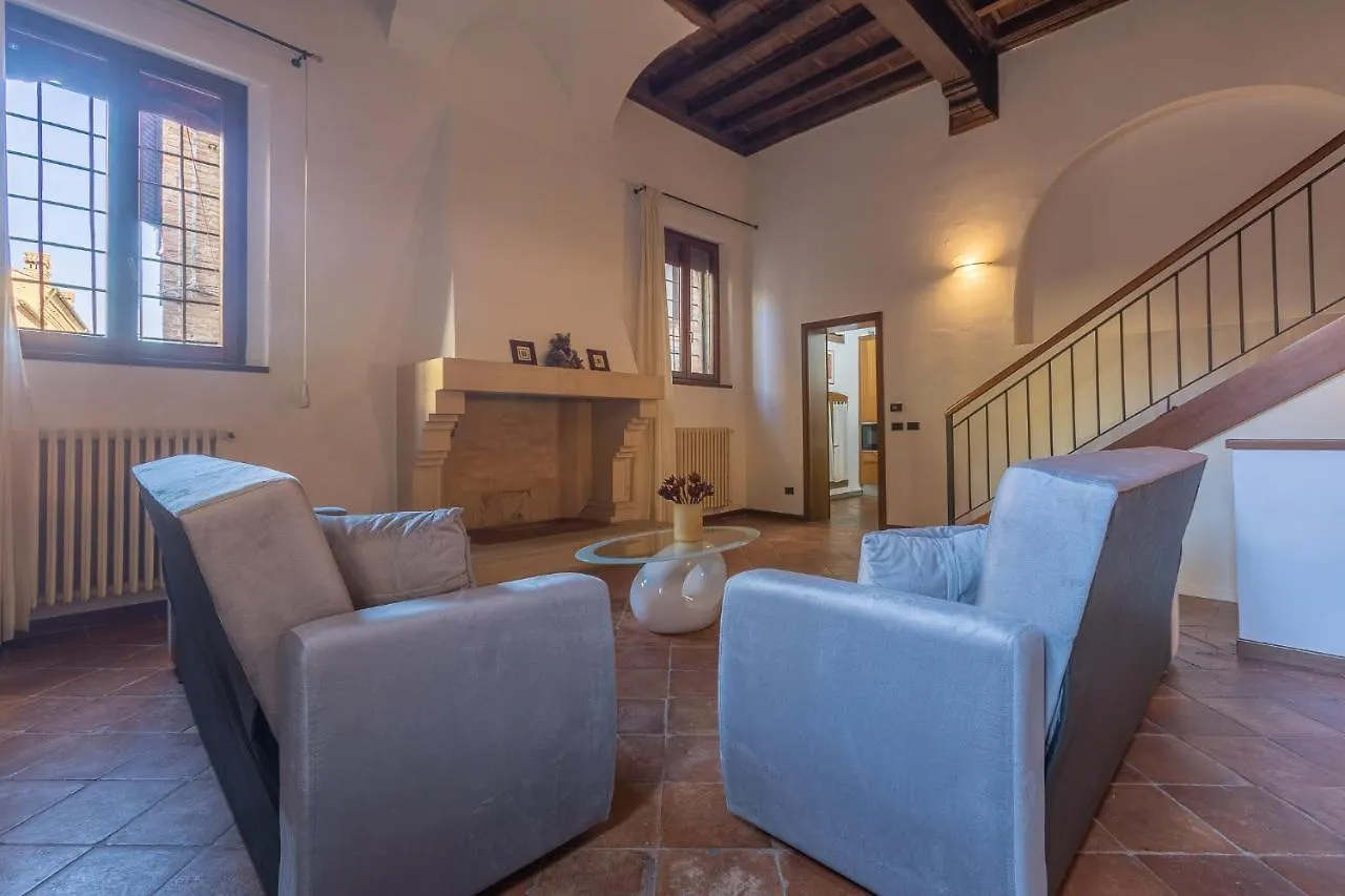 Exclusive Duplex Apartment In The City Center X9! Ferrara Italy