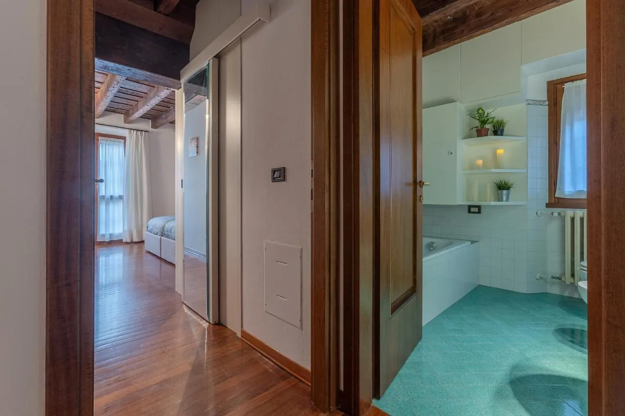Exclusive Duplex Apartment In The City Center X9! Ferrara