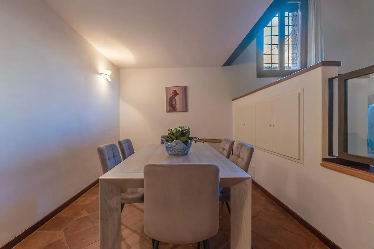 Exclusive Duplex Apartment In The City Center X9! Ferrara 0*,
