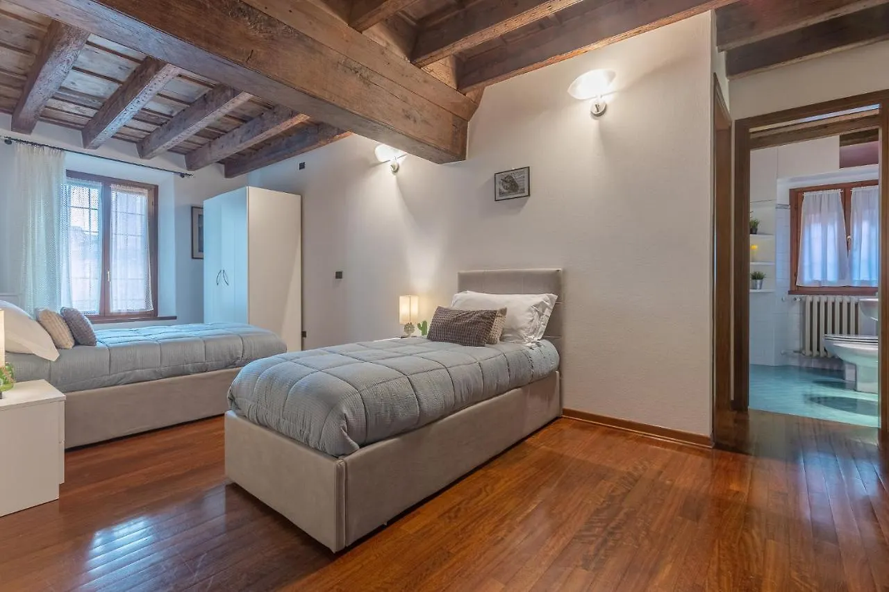 Exclusive Duplex Apartment In The City Center X9! Ferrara Italy